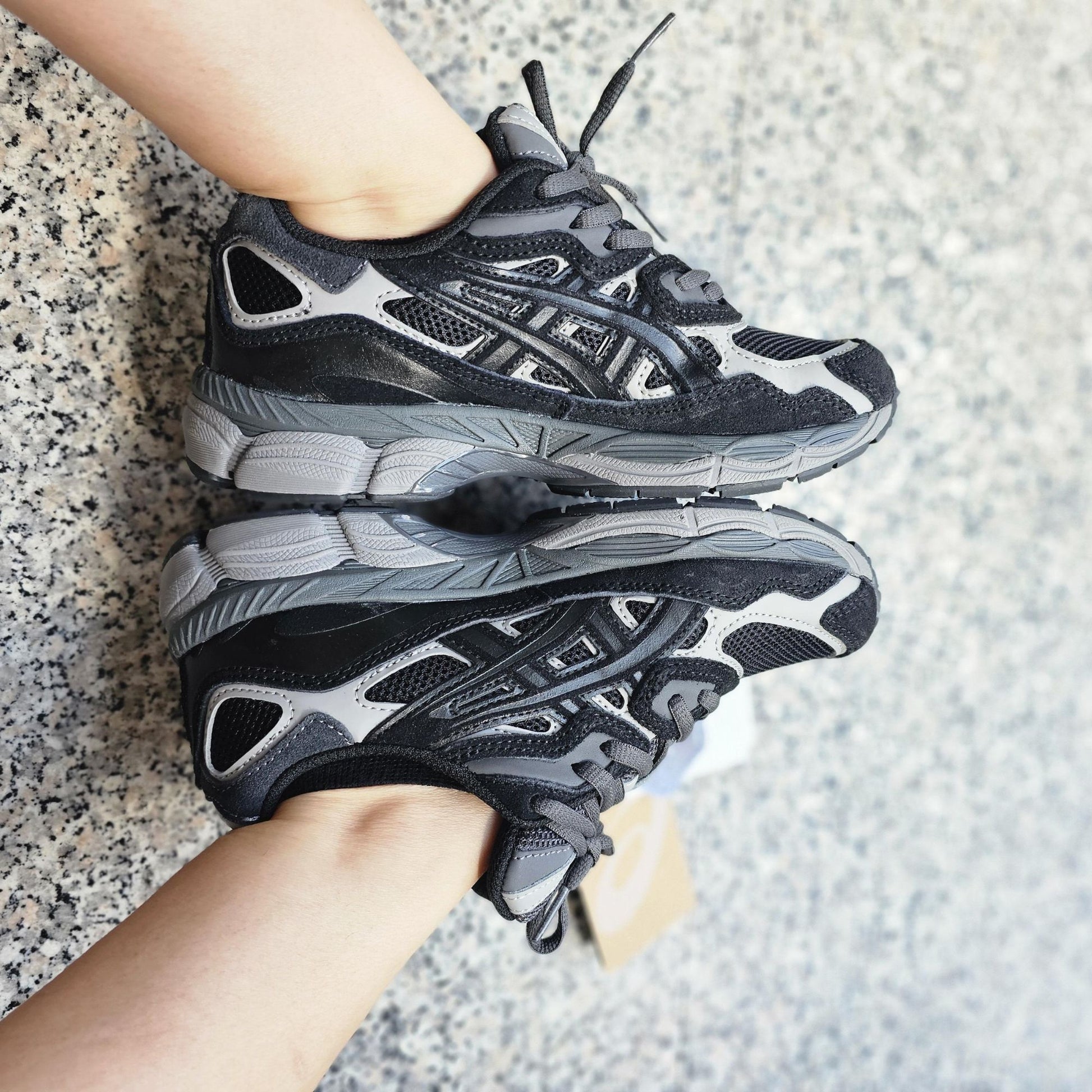 ASICS Gel-NYC Graphite Grey Black - 1201A789-020