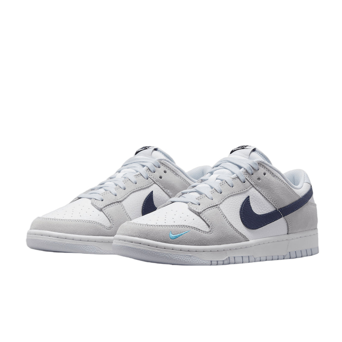 Nike Dunk Low Mini Swoosh Gris