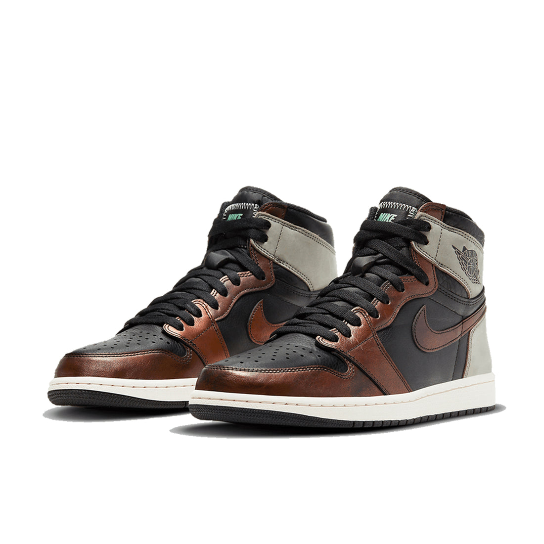 Air Jordan 1 Retro High Patina