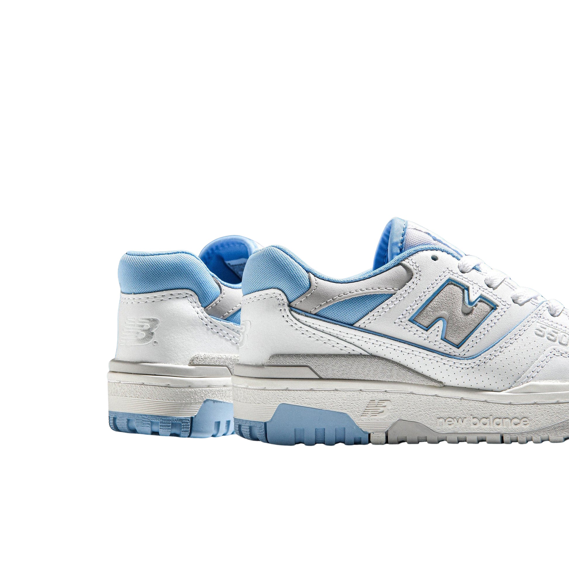 New Balance 550 trainers in white and blue